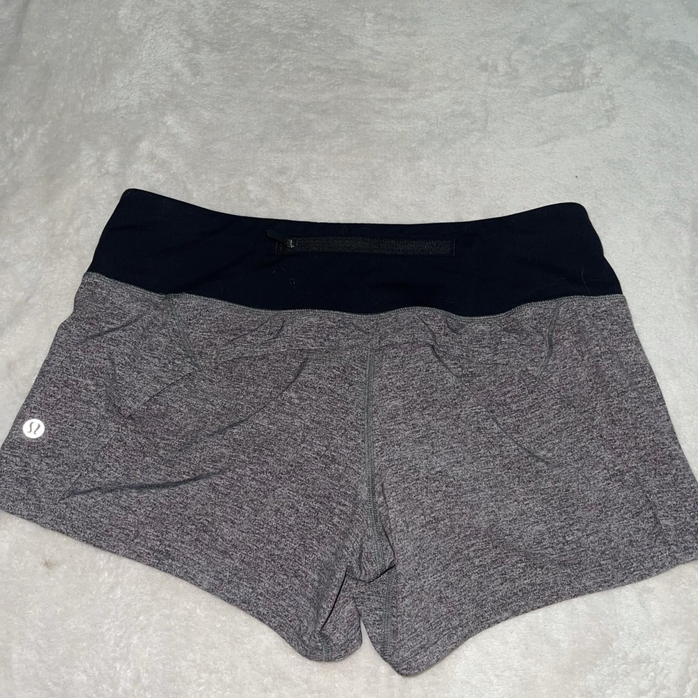 🔴LULU LEMON SHORTS🔴